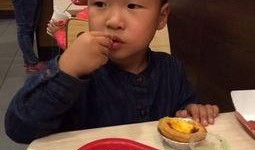 娱乐吃瓜酱宝宝视频,揭秘网红幕后生活